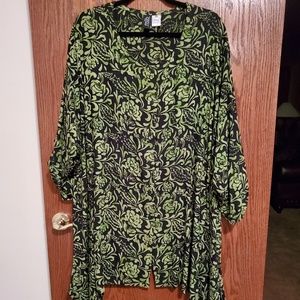 Green and black flower design blouse